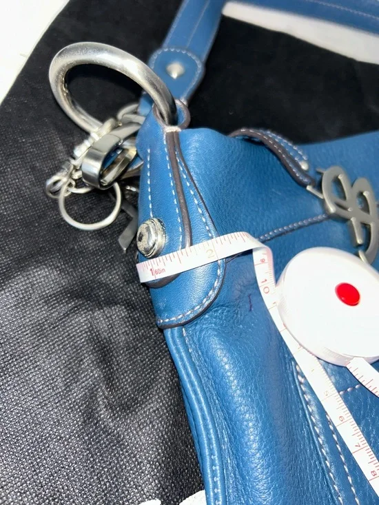 B. Makowsky Blue Pebbled Leather Crossbody with Silver Bag charm & Dust Bag EUC - Picture 14 of 17